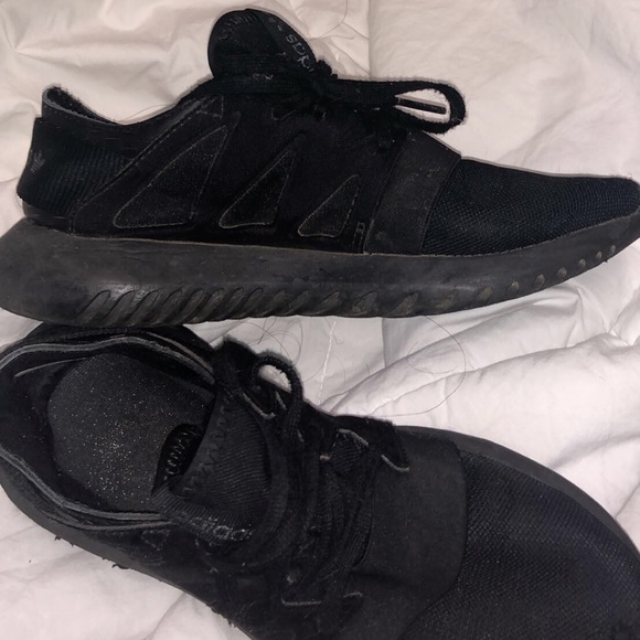 Adidas tubular shoes - Picture 2 of 3